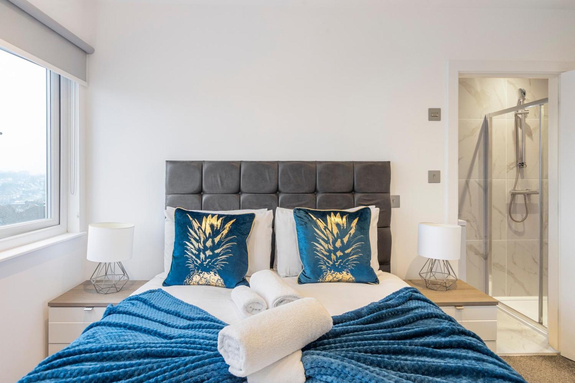 Luxurious 2 Bedroom - Apartment - Central Location ลอนดอน ภายนอก รูปภาพ