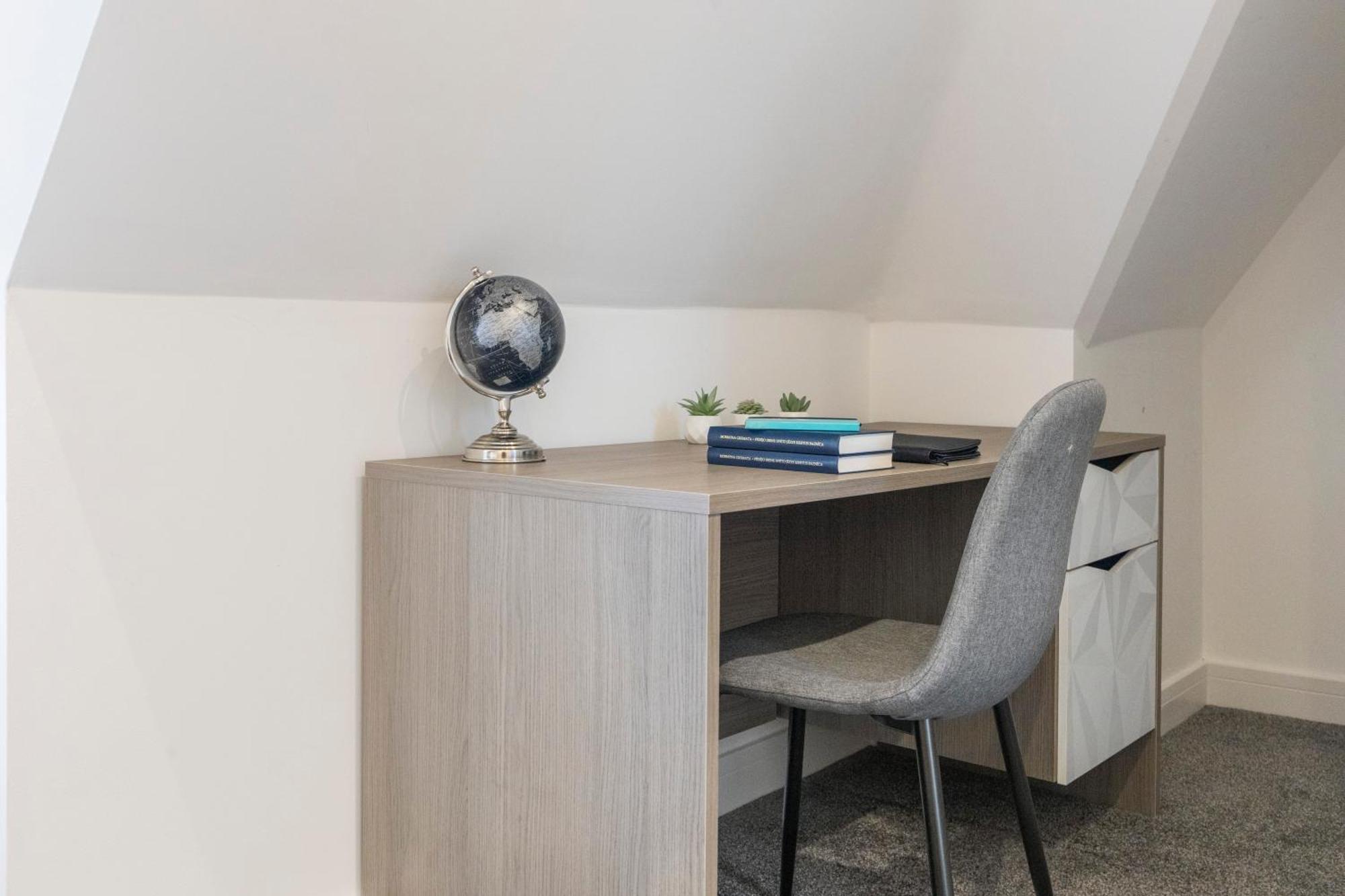 Luxurious 2 Bedroom - Apartment - Central Location ลอนดอน ภายนอก รูปภาพ